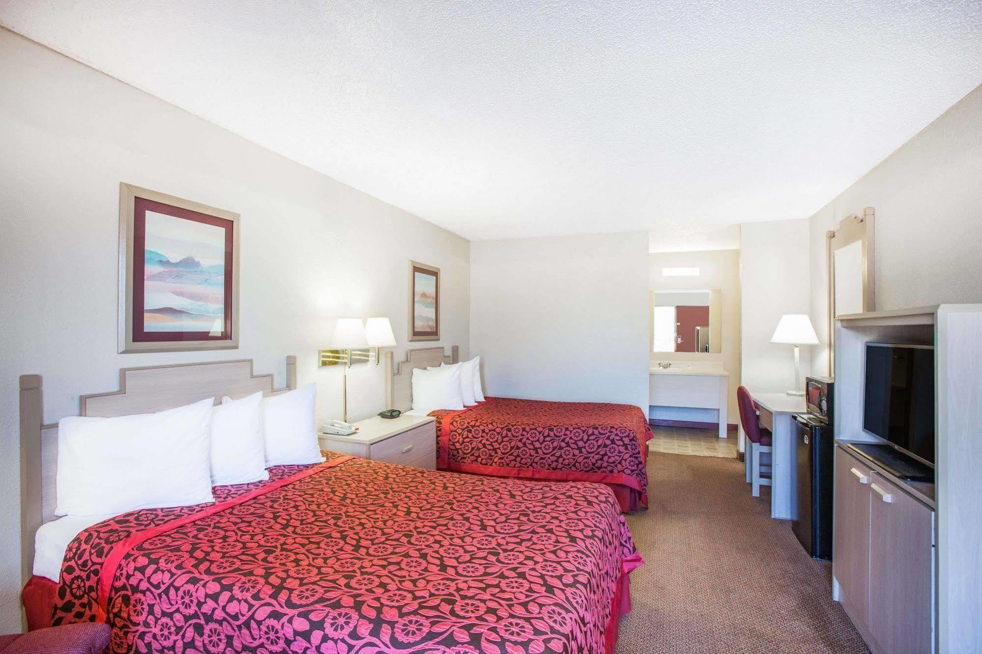 Economy Inn Аркадельфия Экстерьер фото