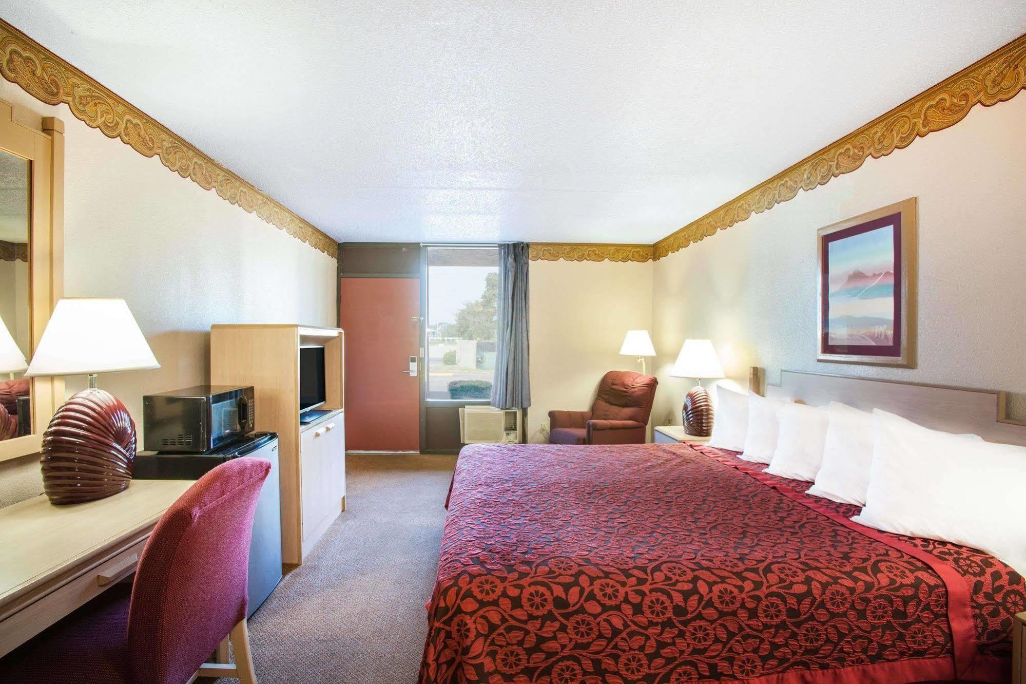 Economy Inn Аркадельфия Экстерьер фото