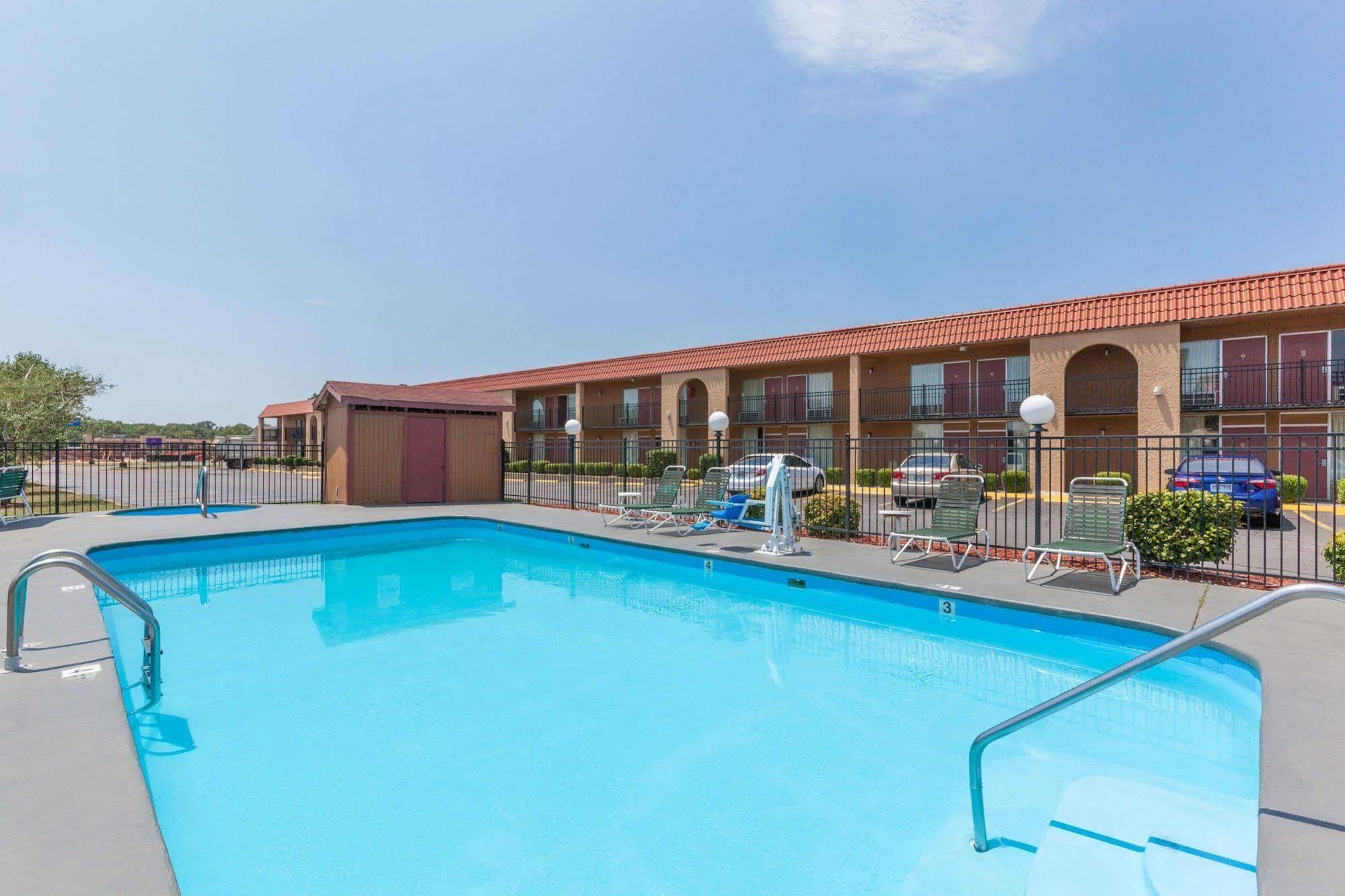 Economy Inn Аркадельфия Экстерьер фото